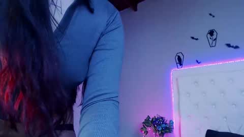 helenamorningstar online show from December 2024 03:52:02 AM