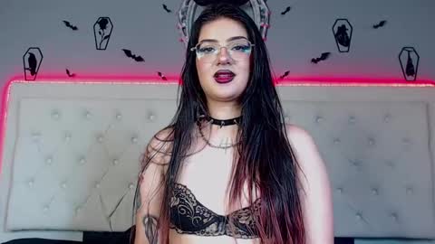 helenamorningstar online show from February 2025 07:45:01 AM