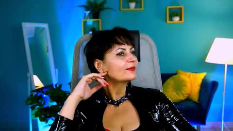 Snapshot of helenbeler chatting on November 2025 08:36:02 AM helenbeler online show from November 2025 08:36:02 AM