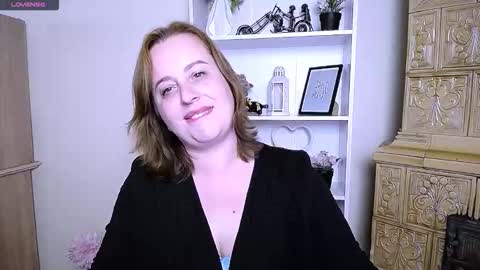 Helen online show from October 2025 08:00:01 AM