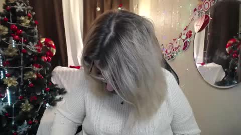 helenenigma online show from December 2024 04:59:02 AM