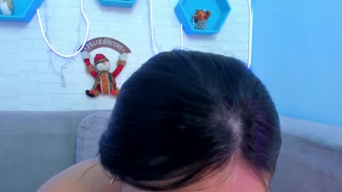    online show from December 2024 05:48:01 PM
