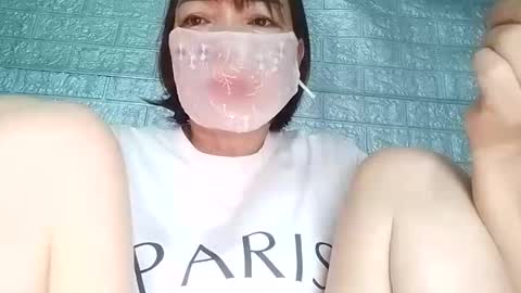 helenna_00 online show from September 2025 10:46:02 PM