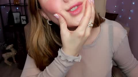 Helen online show from December 2024 02:01:02 AM