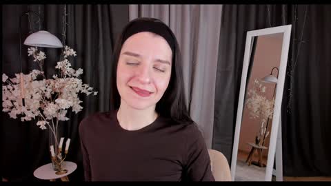 Helen online show from January 2025 02:28:02 AM