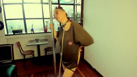 Heliconia online show from October 2025 10:43:02 PM