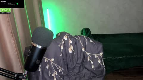 Red online show from December 2024 10:12:01 PM