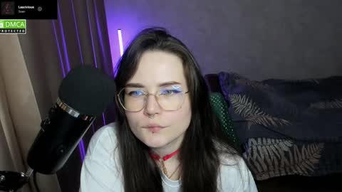 Red online show from December 2024 08:07:02 PM