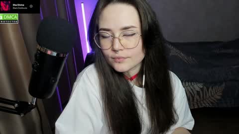 Red online show from December 2024 08:26:02 PM