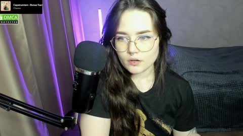 Red online show from February 2025 06:53:01 PM