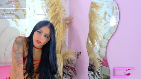 HellemMonet online show from November 2025 08:19:01 PM