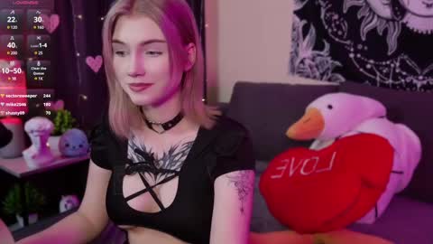 HellenHorny online show from February 2025 06:32:02 PM