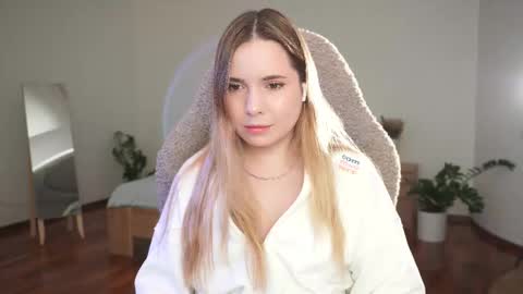 Taya online show from September 2025 06:13:02 PM