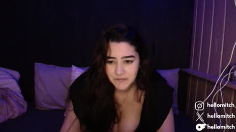 Snapshot of hellobitch98 chatting on October 2025 11:01:02 PM Mitch online show from October 2025 11:01:02 PM