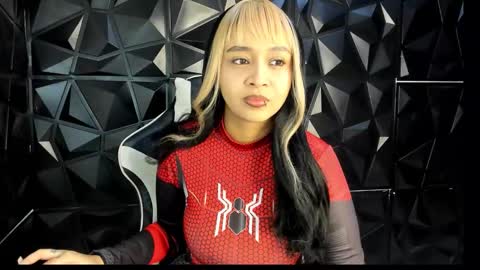 Snapshot of heluehorny13 chatting on October 2025 06:17:01 AM heluehorny13 online show from October 2025 06:17:01 AM