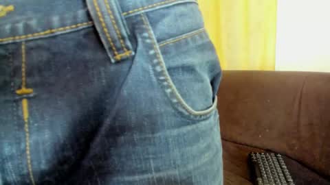 henrik_senn online show from October 2025 10:09:01 PM