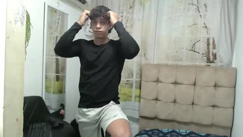 HENRY GANDY online show from September 2025 09:06:02 PM