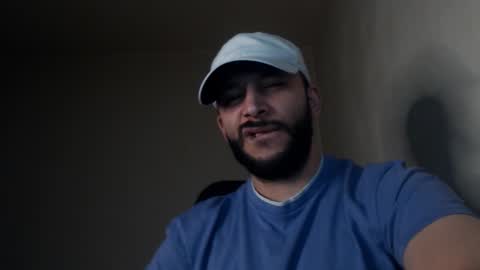 HenryAxe online show from October 2025 01:48:02 AM