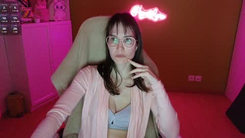 Snapshot of heraluna_ chatting on January 2025 11:08:01 PM HeraLuna  online show from January 2025 11:08:01 PM