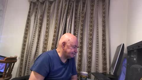 mature online show from January 2025 07:06:02 AM