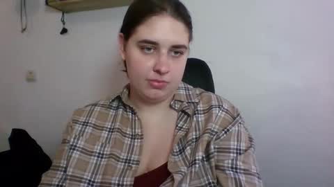 Snapshot of hess_luna_ chatting on October 2025 09:07:02 AM hess_luna_ online show from October 2025 09:07:02 AM