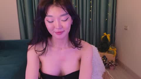Audrey online show from January 2025 06:12:02 PM