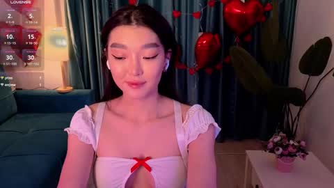 Audrey online show from February 2025 01:21:02 PM