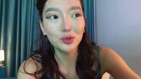 Snapshot of hey_herbal chatting on October 2025 01:56:02 PM Audrey online show from October 2025 01:56:02 PM