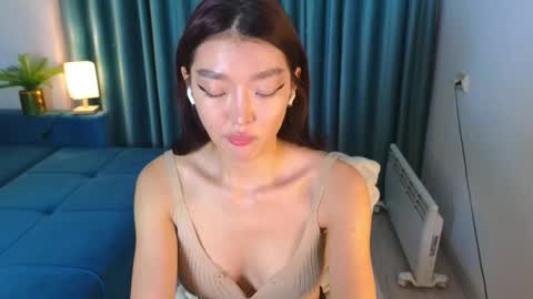 Snapshot of hey_herbal chatting on October 2025 02:28:02 PM Audrey online show from October 2025 02:28:02 PM