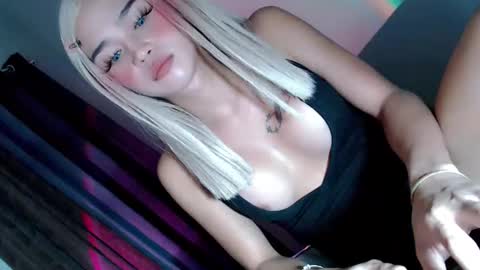 Snapshot of hey_sexy_lady28 chatting on September 2025 01:49:02 PM Tamarah online show from September 2025 01:49:02 PM