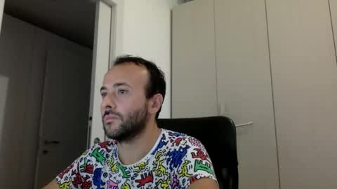 hhombre online show from September 2025 07:43:02 AM