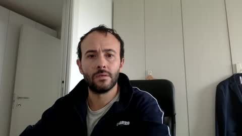 Snapshot of hhombre chatting on October 2025 08:24:02 AM hhombre online show from October 2025 08:24:02 AM