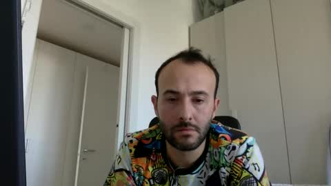 Snapshot of hhombre chatting on October 2025 01:26:02 PM hhombre online show from October 2025 01:26:02 PM