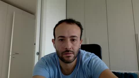 Snapshot of hhombre chatting on November 2025 09:42:02 AM hhombre online show from November 2025 09:42:02 AM