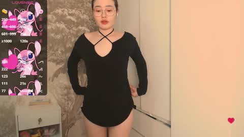 Snapshot of hiaru_cutie chatting on September 2025 05:31:01 AM Hiaru online show from September 2025 05:31:01 AM