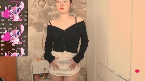 Snapshot of hiaru_cutie chatting on September 2025 05:34:02 AM Hiaru online show from September 2025 05:34:02 AM