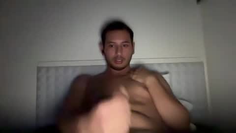 Snapshot of highlightsintown chatting on October 2025 09:57:01 PM highlightsintown online show from October 2025 09:57:01 PM