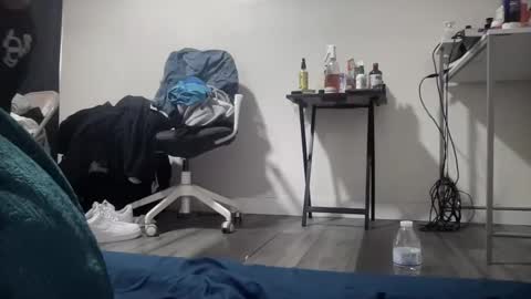 Snapshot of hihello400 chatting on October 2025 08:43:01 PM hihello400 online show from October 2025 08:43:01 PM