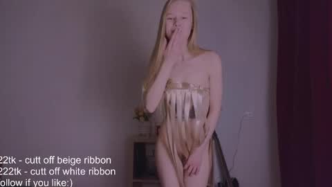 Snapshot of hihi_im_chloe chatting on January 2025 12:25:01 AM Chloe online show from January 2025 12:25:01 AM