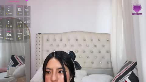 Snapshot of hikiko_doll_ chatting on November 2025 04:16:01 PM Call me hikiko or kiko online show from November 2025 04:16:01 PM