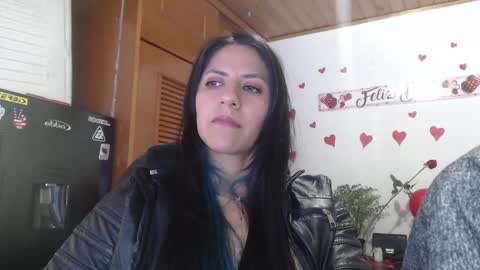 hilaril18 online show from February 2025 05:19:02 AM