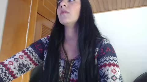 Snapshot of hilari18 chatting on October 2025 02:36:02 PM hilaril18 online show from October 2025 02:36:02 PM