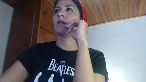 Snapshot of hilari18 chatting on October 2025 12:00:02 AM hilaril18 online show from October 2025 12:00:02 AM