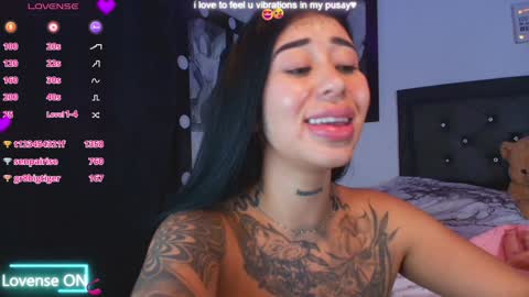 LUNA new account  FOLLOW ME online show from January 2025 01:50:01 AM