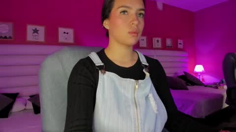 hilary_tailor online show from September 2025 10:59:01 AM