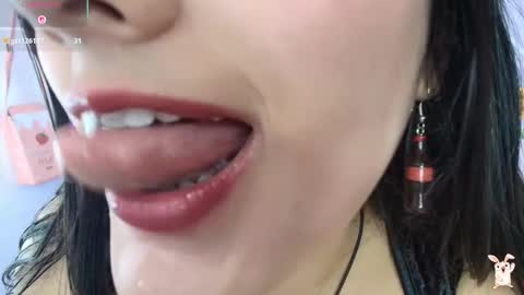 hinata online show from November 2025 04:29:01 PM