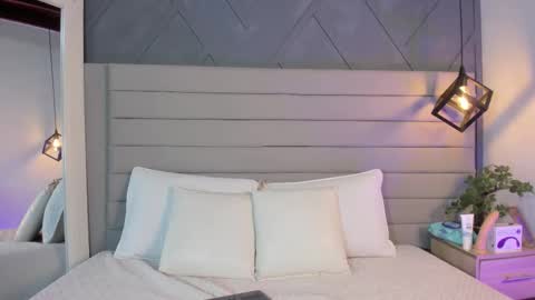 Snapshot of hisoka_0 chatting on November 2025 12:07:01 PM Hisoka online show from November 2025 12:07:01 PM