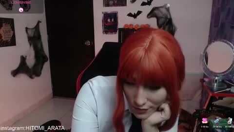 Snapshot of hitomi_arata chatting on October 2025 06:53:02 PM Hitomi Arata online show from October 2025 06:53:02 PM