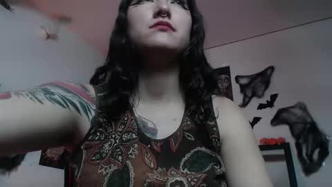 Snapshot of hitomi_arata chatting on November 2025 09:03:02 PM Hitomi Arata online show from November 2025 09:03:02 PM