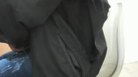 Snapshot of hk5792 chatting on January 2025 09:17:02 AM Your Morenito online show from January 2025 09:17:02 AM